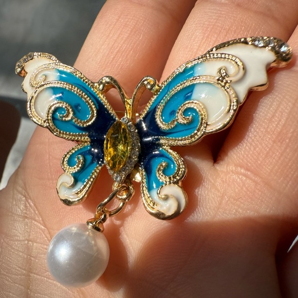 Unique vintage anthro blue and Gold Butterfly Brooch - Picture 8 of 10